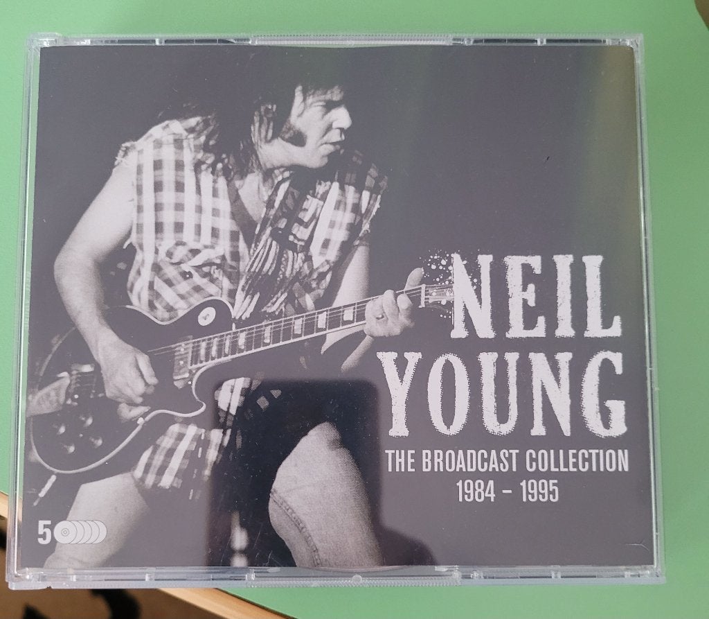Neil Young live Broadcast collection, Ophalen of Verzenden, Zo goed als nieuw, Poprock