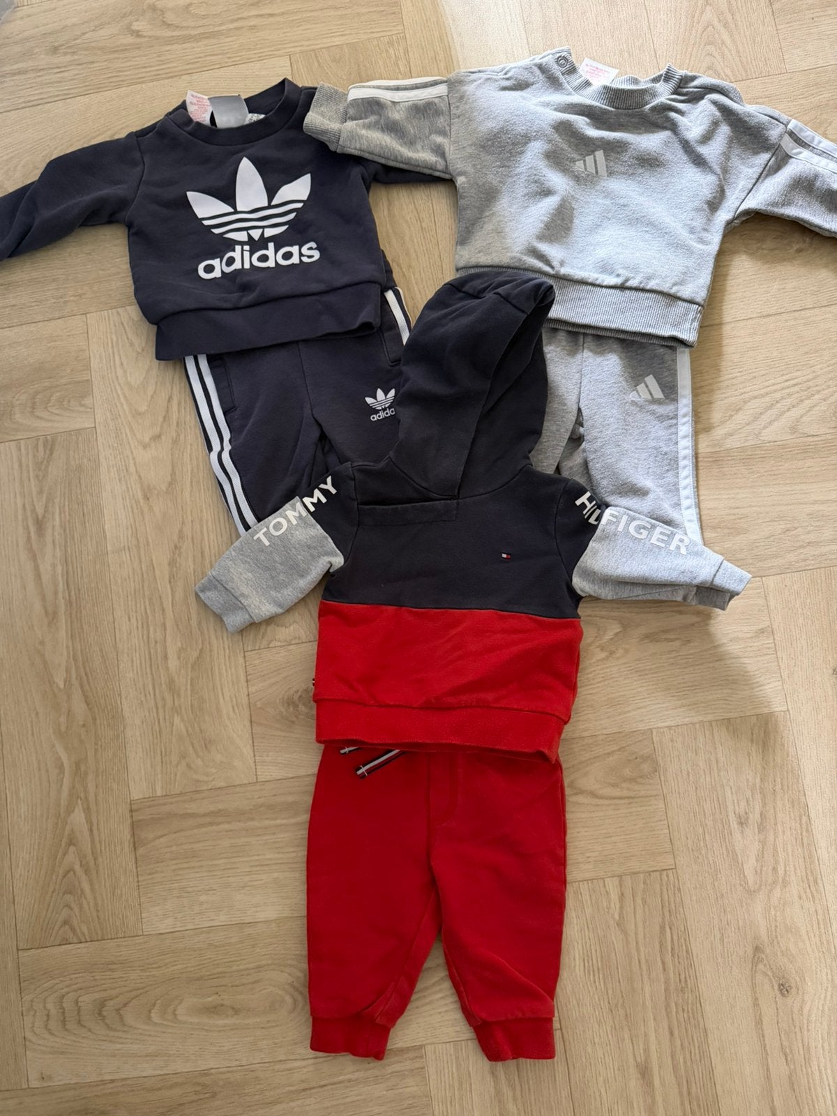 Kleding pakket jongen maat 62 / adidas & tommy hilfiger, Ophalen of Verzenden, Zo goed als nieuw, Jongetje
