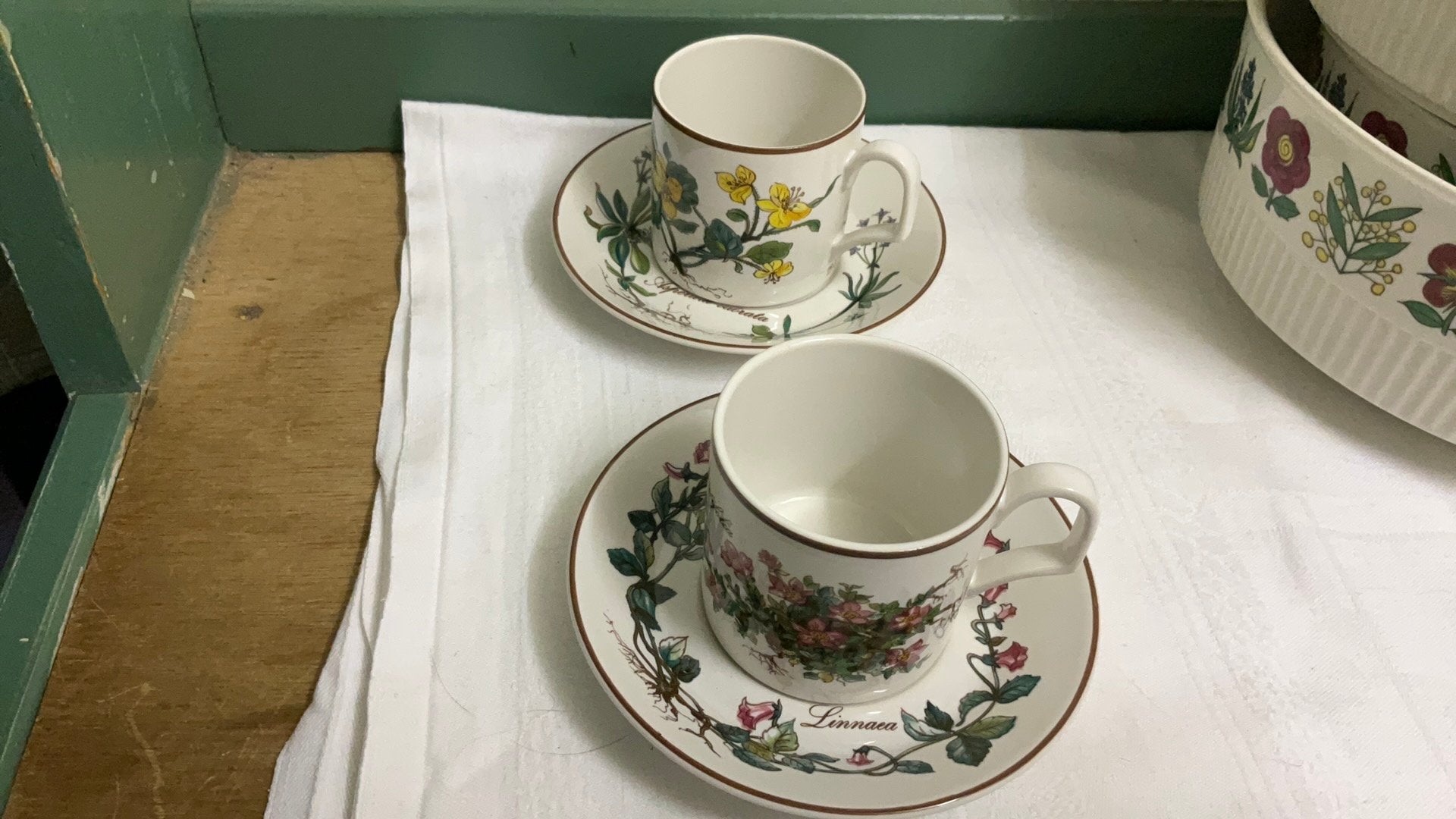 Villeroy en boch botanica, espresso kopjes en schotels, Huis en Inrichting, Keuken | Servies, Ophalen of Verzenden, Zo goed als nieuw
