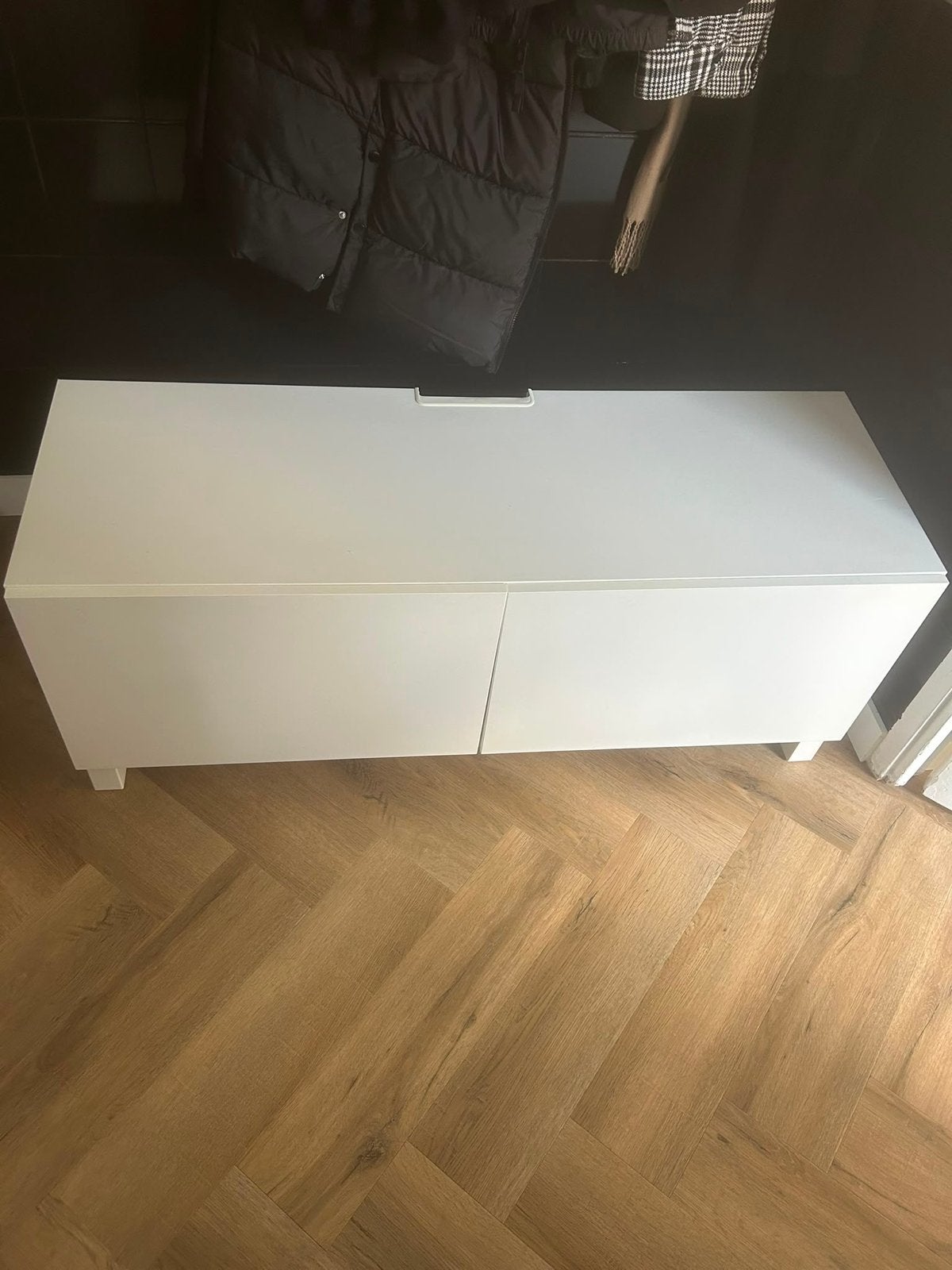 Wit kastje, Ophalen, Overige materialen, Met deur(en), 100 tot 150 cm