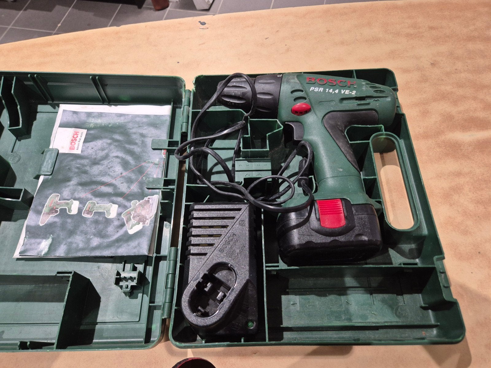 Bosch PSR-14,4 VE-2 accuboormachine, Doe-het-zelf en Verbouw, Gebruikt, Onbekend, Ophalen of Verzenden, Boor- en Schroefmachine