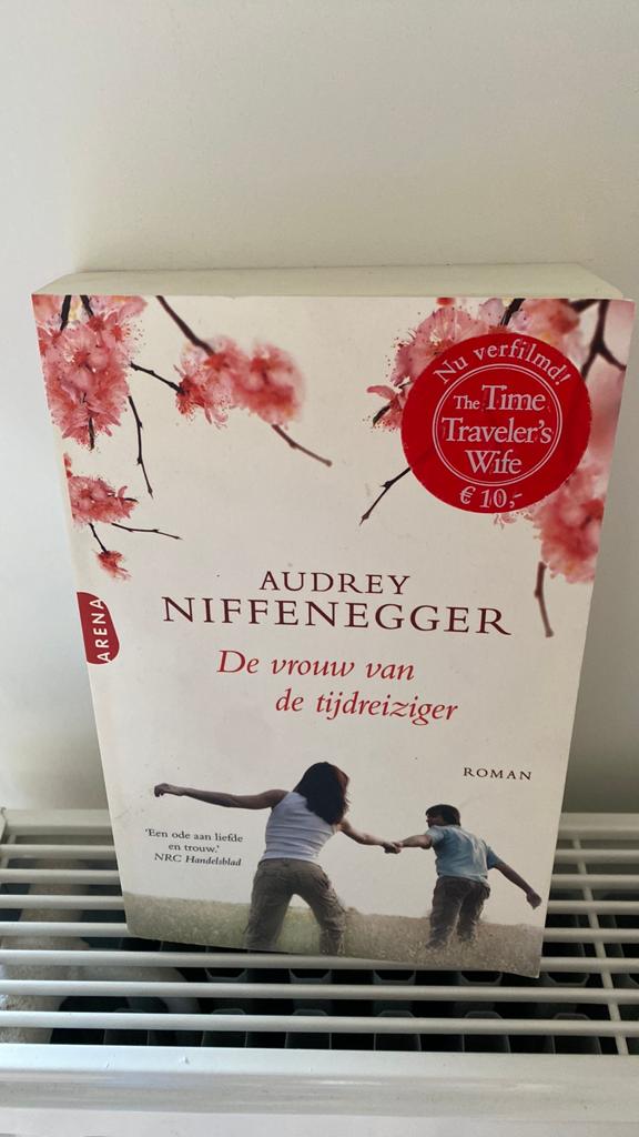 Audrey Niffenegger - vrouw van de tijdreiziger, Ophalen of Verzenden, Zo goed als nieuw, Audrey Niffenegger
