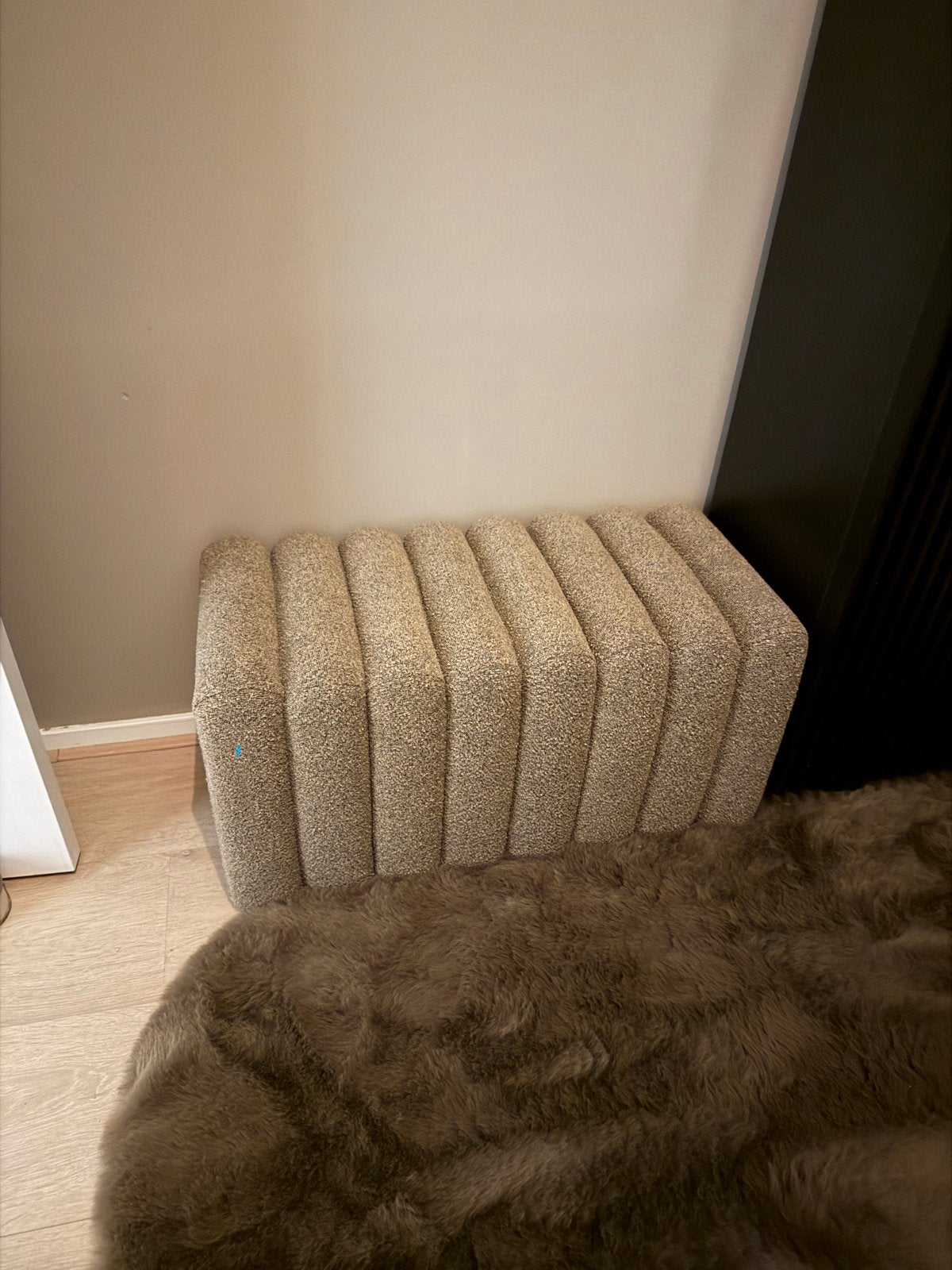 Jysk BISLEV gestoffeerde bank/poef, Ophalen, Minder dan 50 cm, Van alles, 75 tot 100 cm