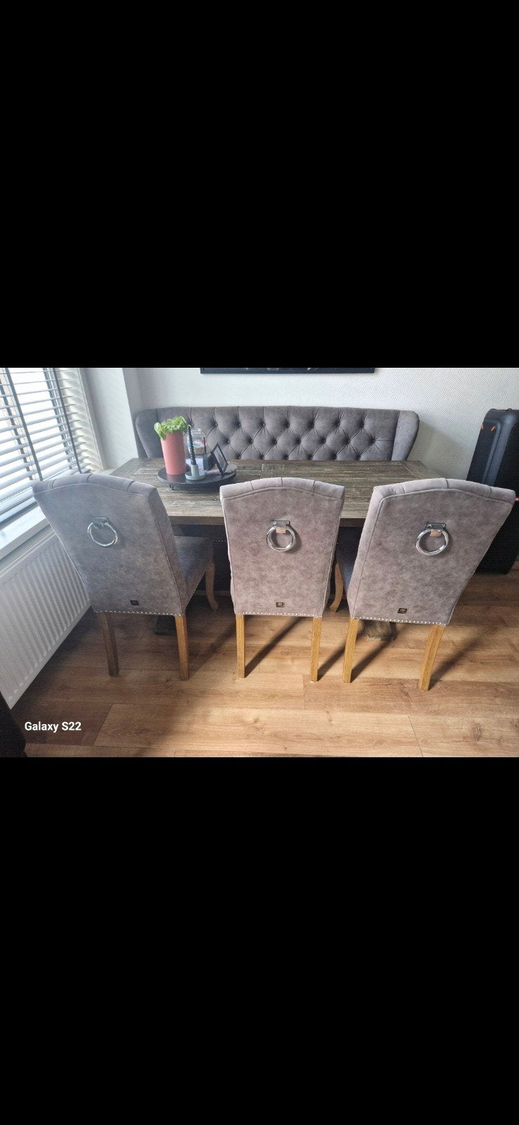 Complete Eethoek: Robuuste Tafel, Bank en 3 Stoelen, Ophalen, Gebruikt, Landelijk, Rustiek, Luxe, Minder dan 4 stoelen