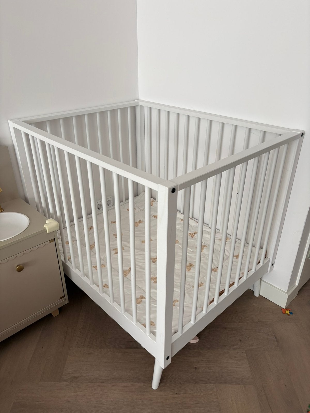 Europe Baby Box Evy, Ophalen, Zo goed als nieuw, Rechthoekig, In hoogte verstelbaar