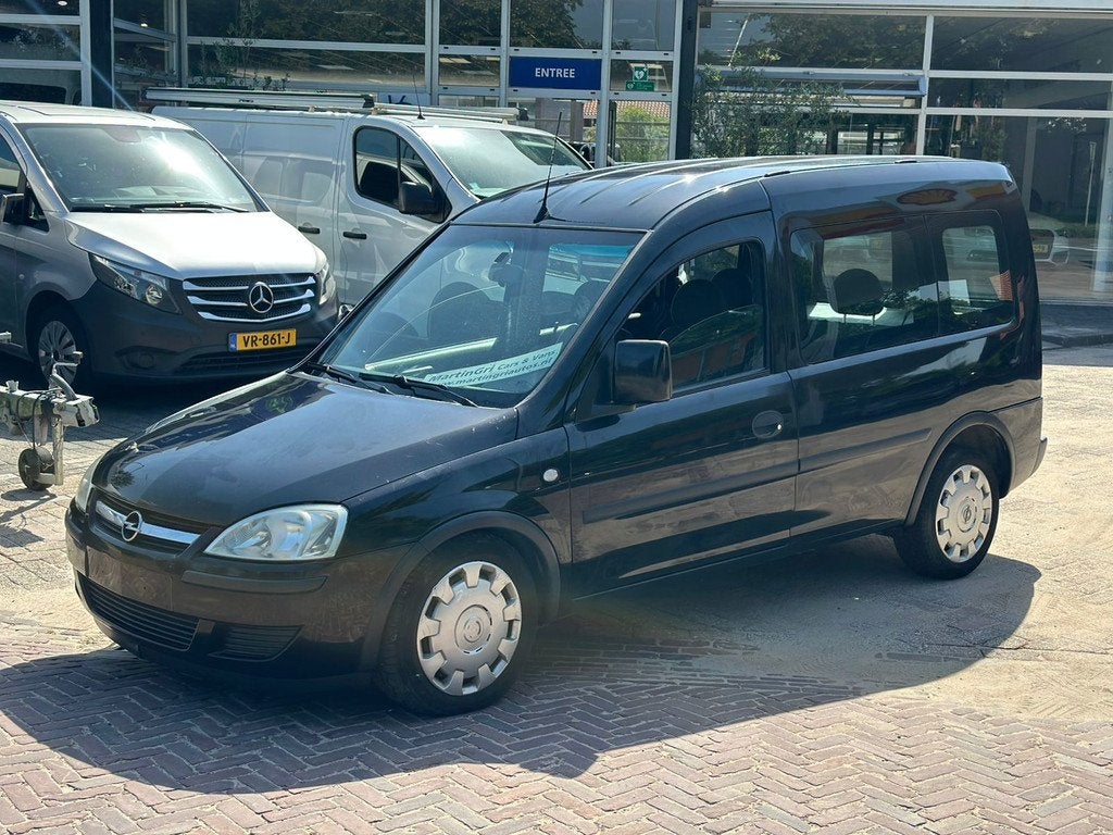 Opel Combo Tour 1.3 CDTi Comfort, Auto's, Opel, Voorwielaandrijving, Stof, Gebruikt, 4 cilinders