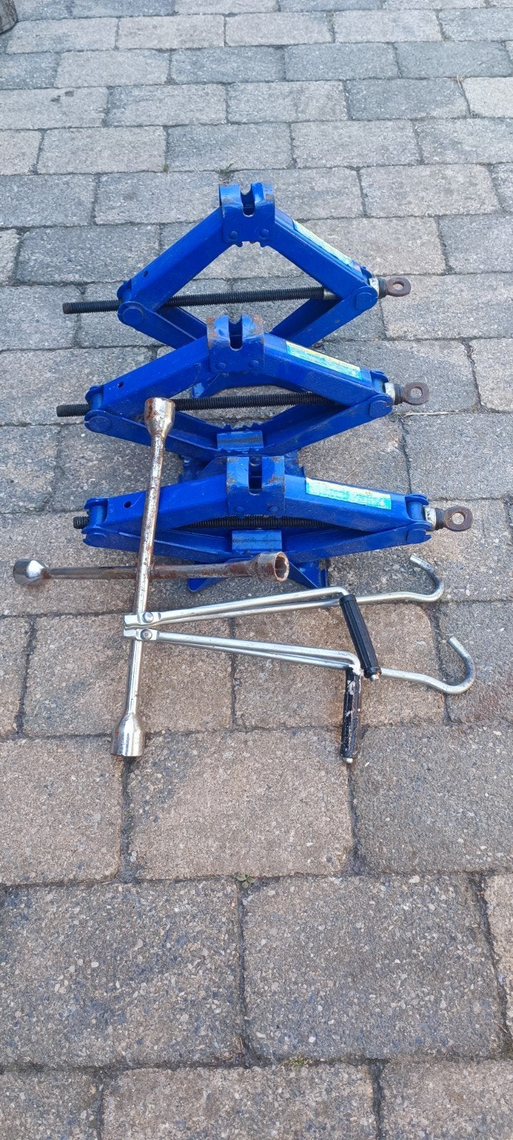 3x Opdraai krikken met wielsleutel, Ophalen, Gebruikt, Mechanisch, Schaarkrik