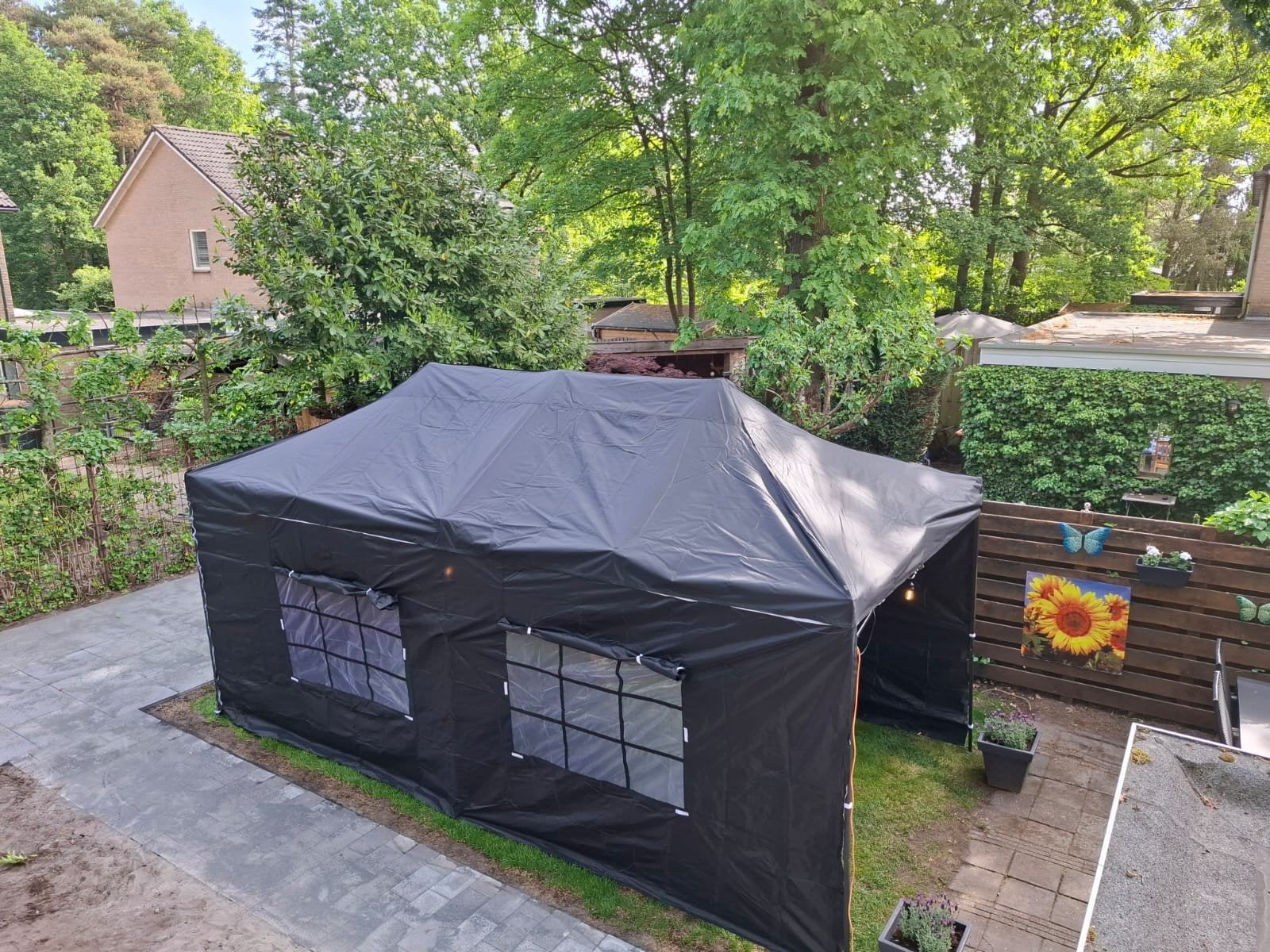 Te huur: Zwarte Partytent 3x6m, Tuin en Terras, Partytenten, Gebruikt, Partytent, 2 meter of meer, 5 tot 8 meter, Minder dan 4 meter