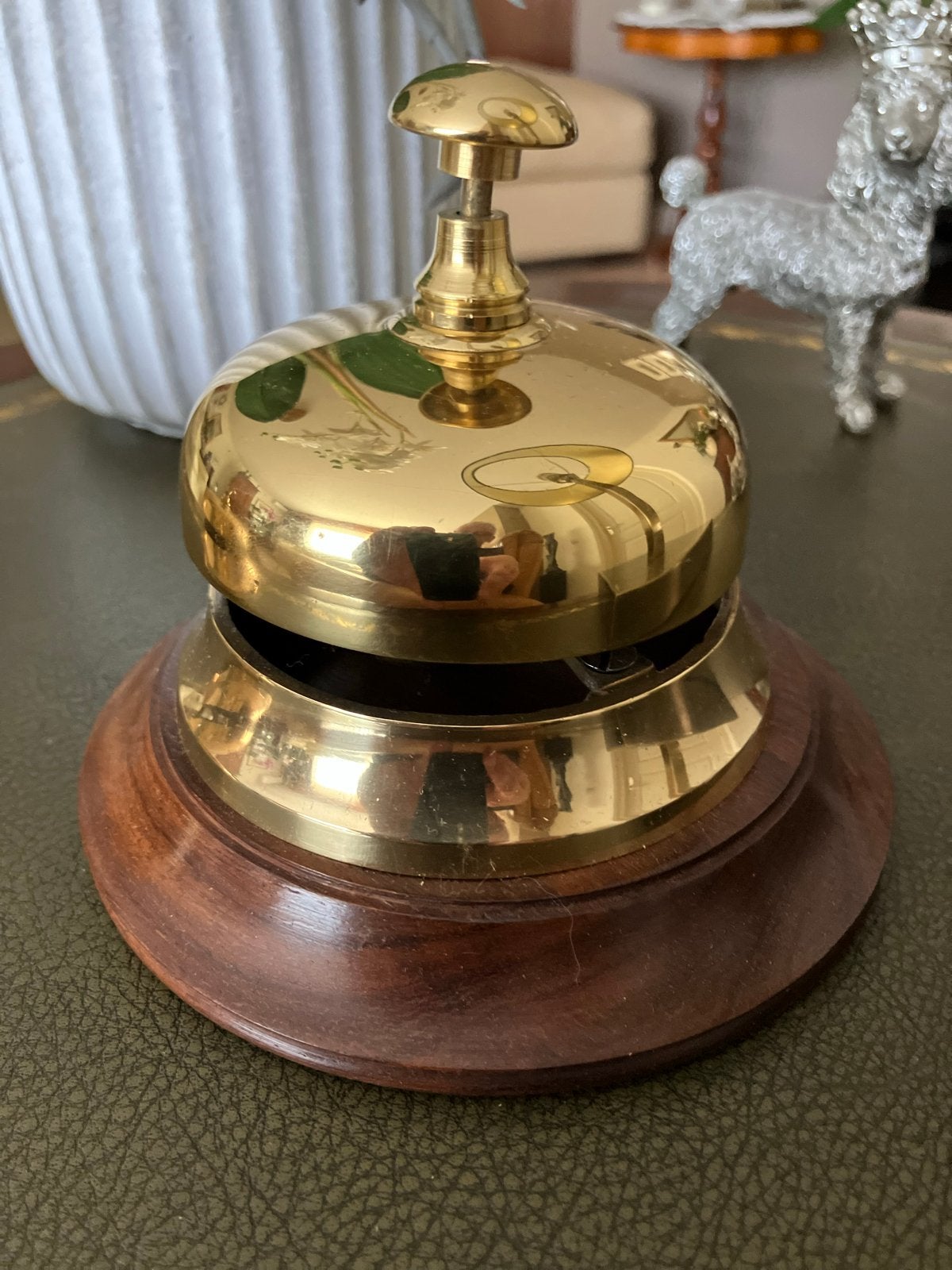 Vintage Messing Baliebek of hotelbel met Houten Voet, Ophalen of Verzenden