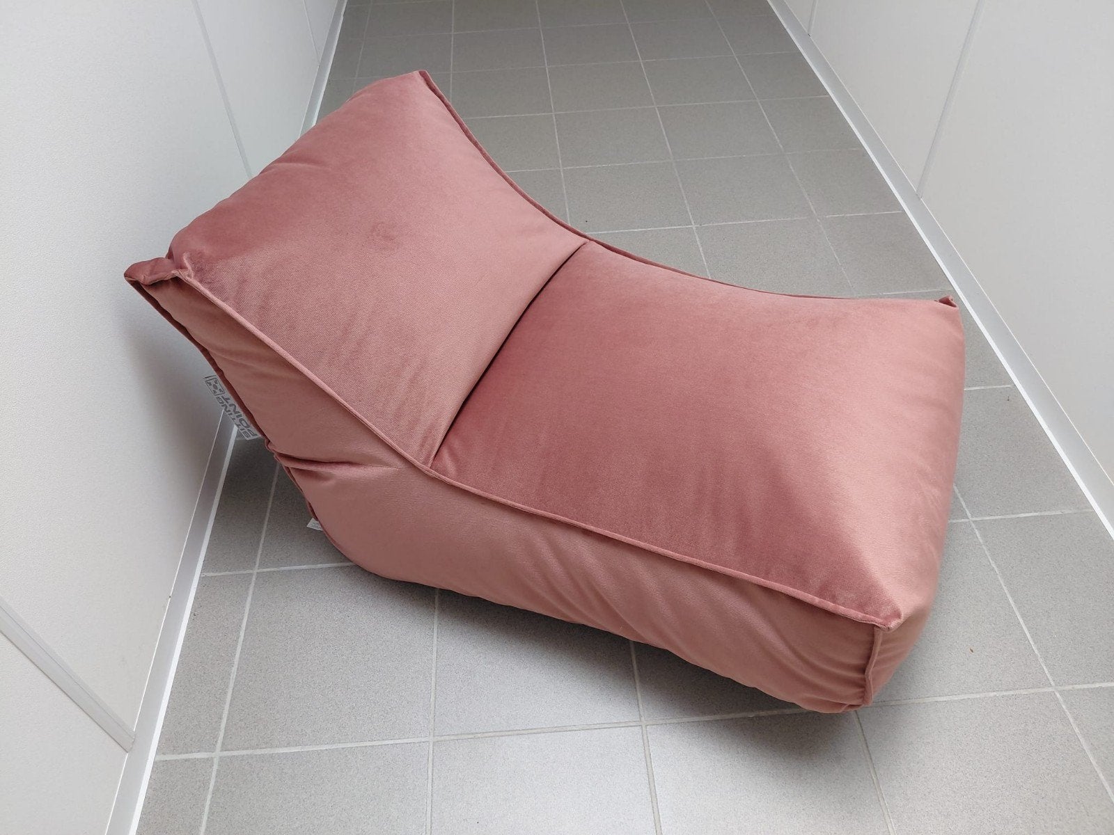Grote roze zitzak, Ophalen