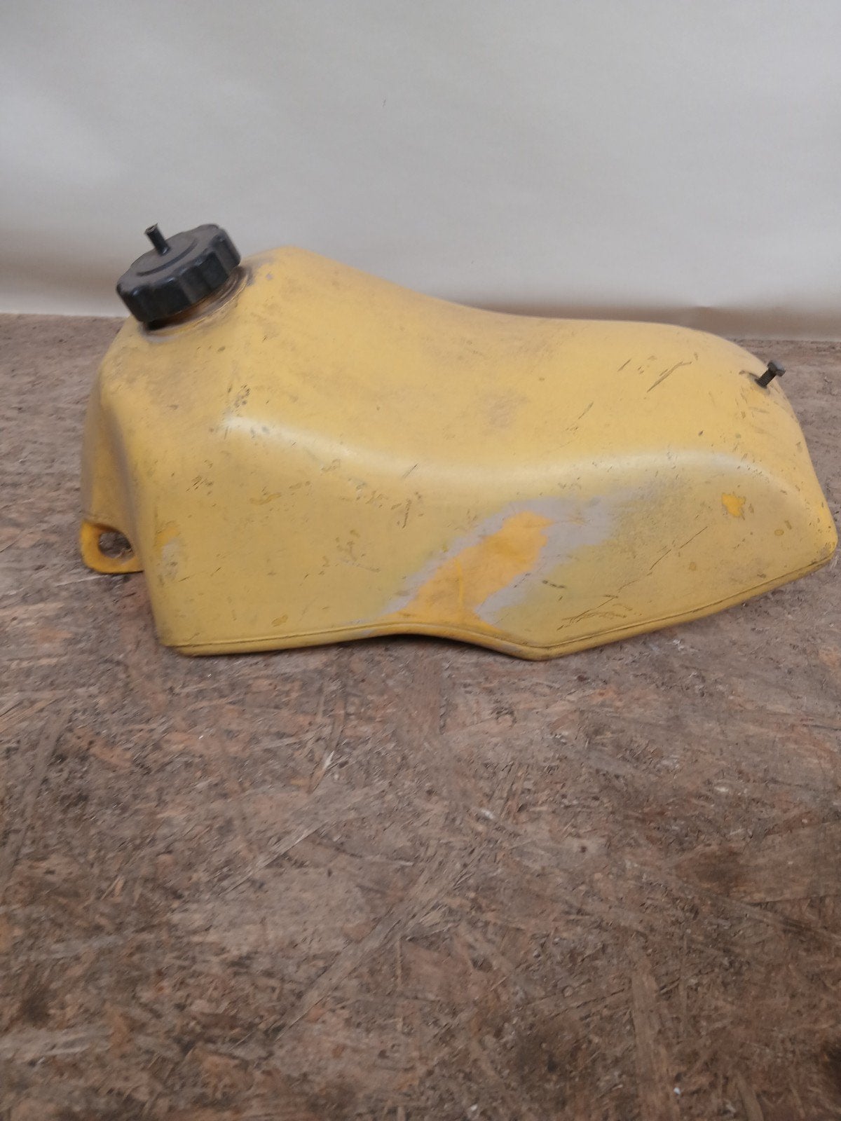 Gebruikte gele brandstoftank RM Suzuki  voor motorfiets/quad, Motoren, Gebruikt, Onbekend, Ophalen of Verzenden, Onbekend