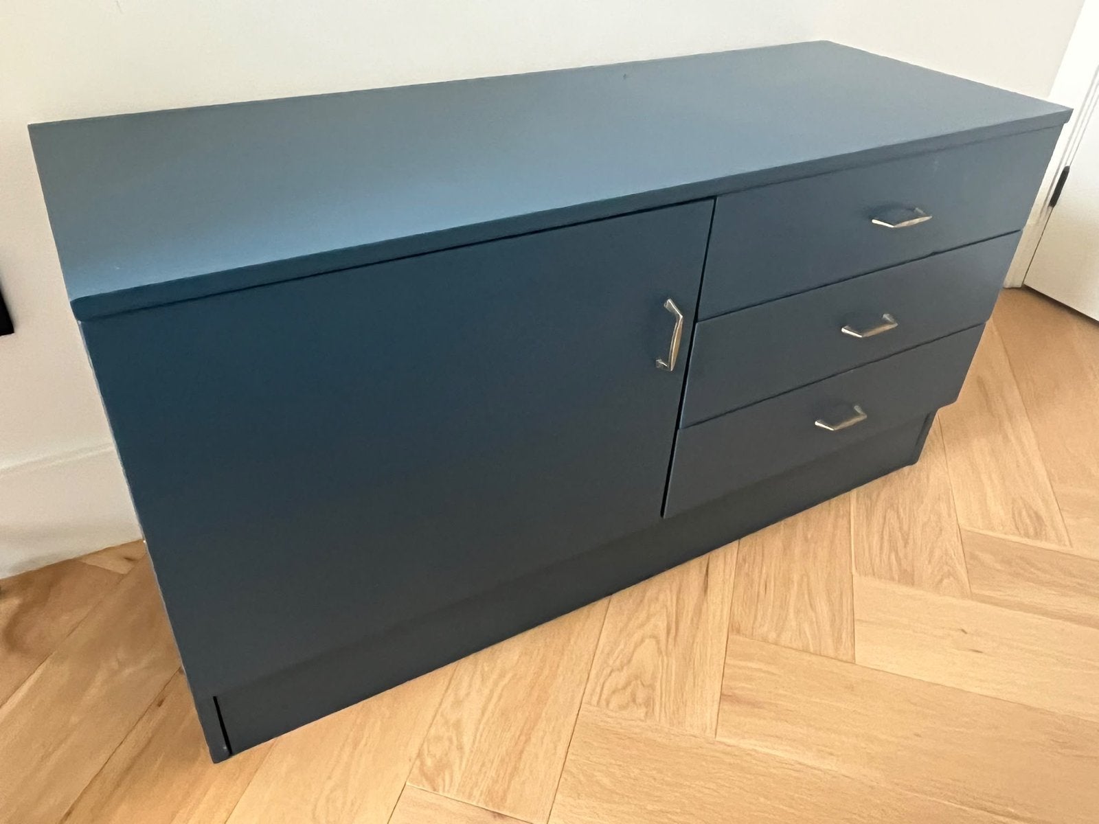 Donkerblauwe ladekast met deurtje, Ophalen, Gebruikt, 100 tot 150 cm, Met lade(s)