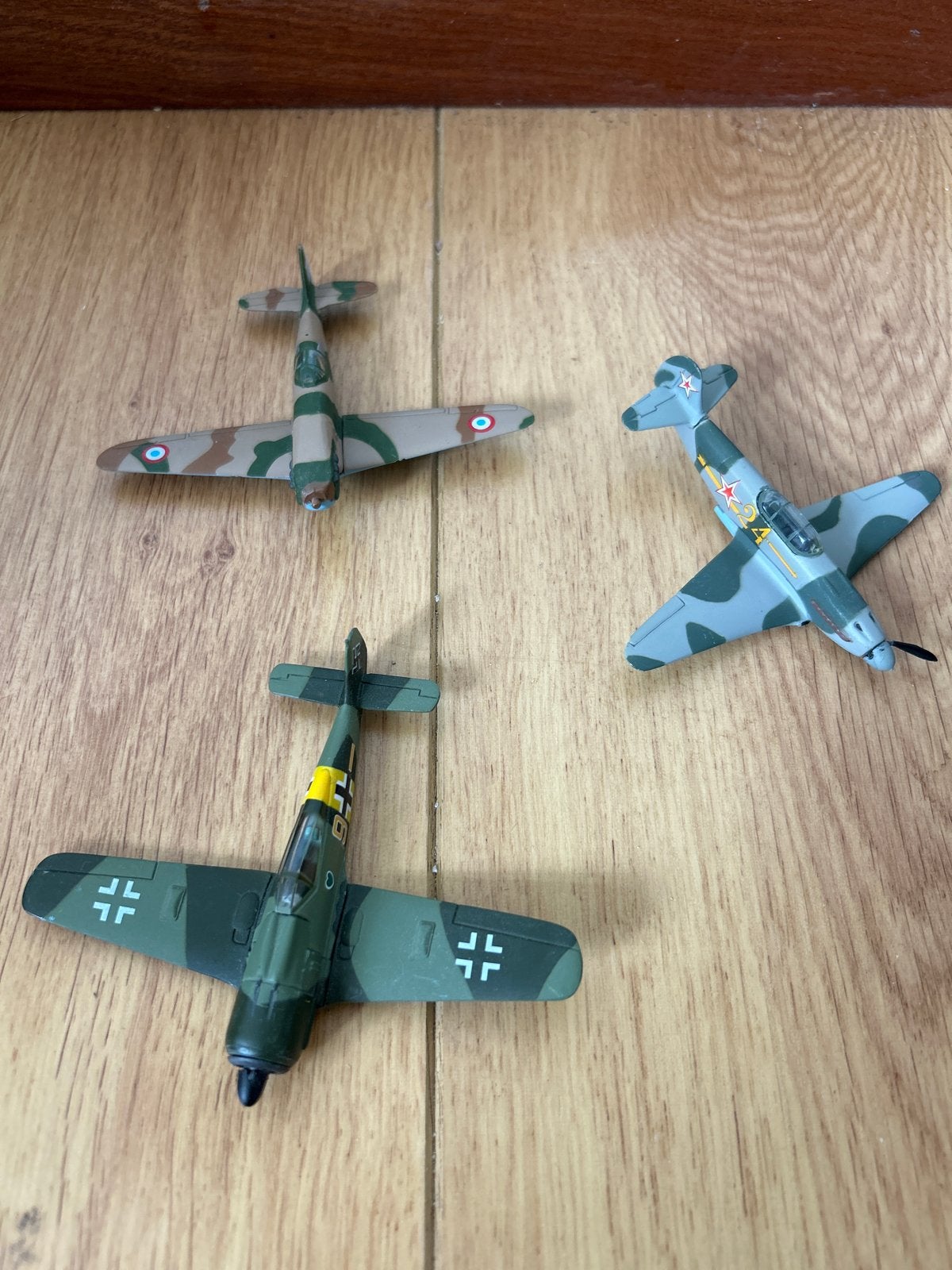 Set van 3 modelvliegtuigen - Diverse merken en schalen, Overige merken, 1:72 tot 1:144, Gebruikt, Ophalen of Verzenden
