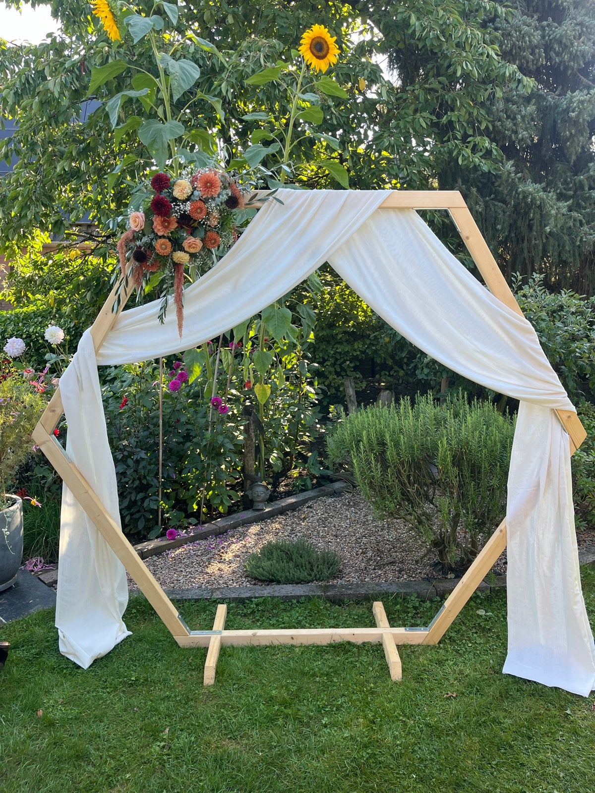 Bruiloft Backdrop Hexagon, Ophalen, Zo goed als nieuw, Versiering, Geboorte of Huwelijk