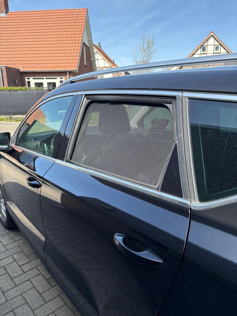 Carshades zonneschermen Seat Ateca achterdeuren, Ophalen of Verzenden, Zo goed als nieuw