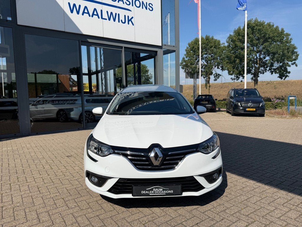 Renault MEGANE 1.3 TCE BOSE GRIJS KENTEKEN NAVI AIRCO, Auto's, 13 km/l, Parkeersensor, Renault, Wit