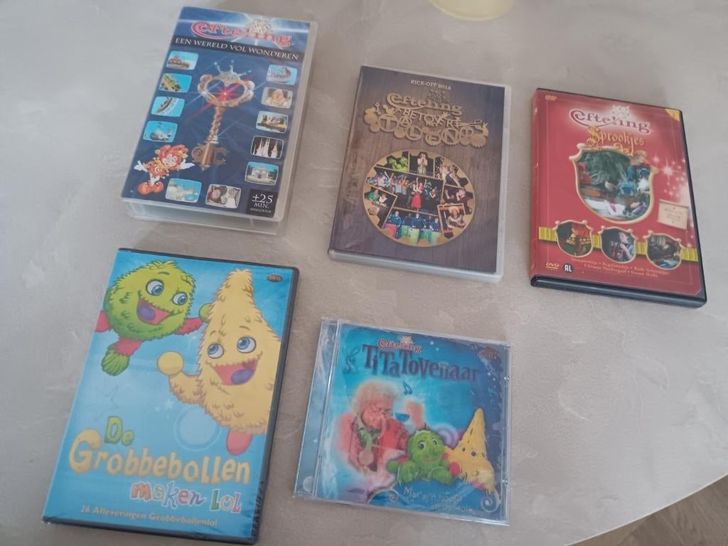 Efteling verzameling 3 dvd's en 1 cd en 1 vhs, Cd's en Dvd's, Dvd's | Tekenfilms en Animatie, Nieuw in verpakking, Alle leeftijden