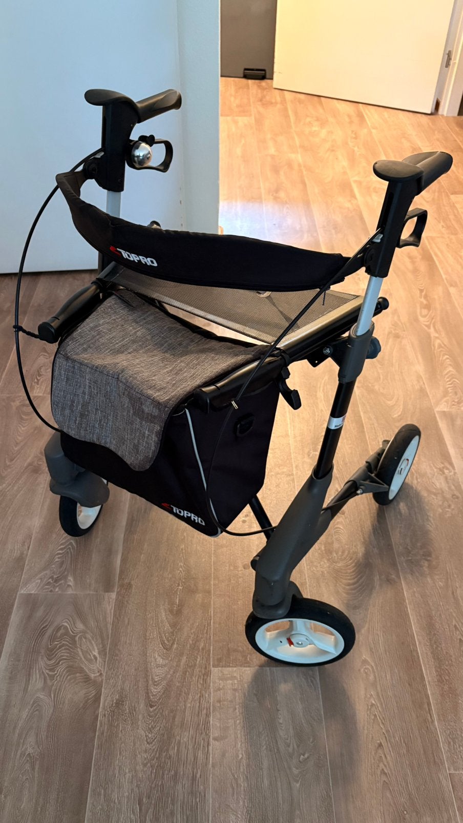 Topro troja 5G rollator M met bon Mei ‘25 als nieuw, Ophalen, Zo goed als nieuw