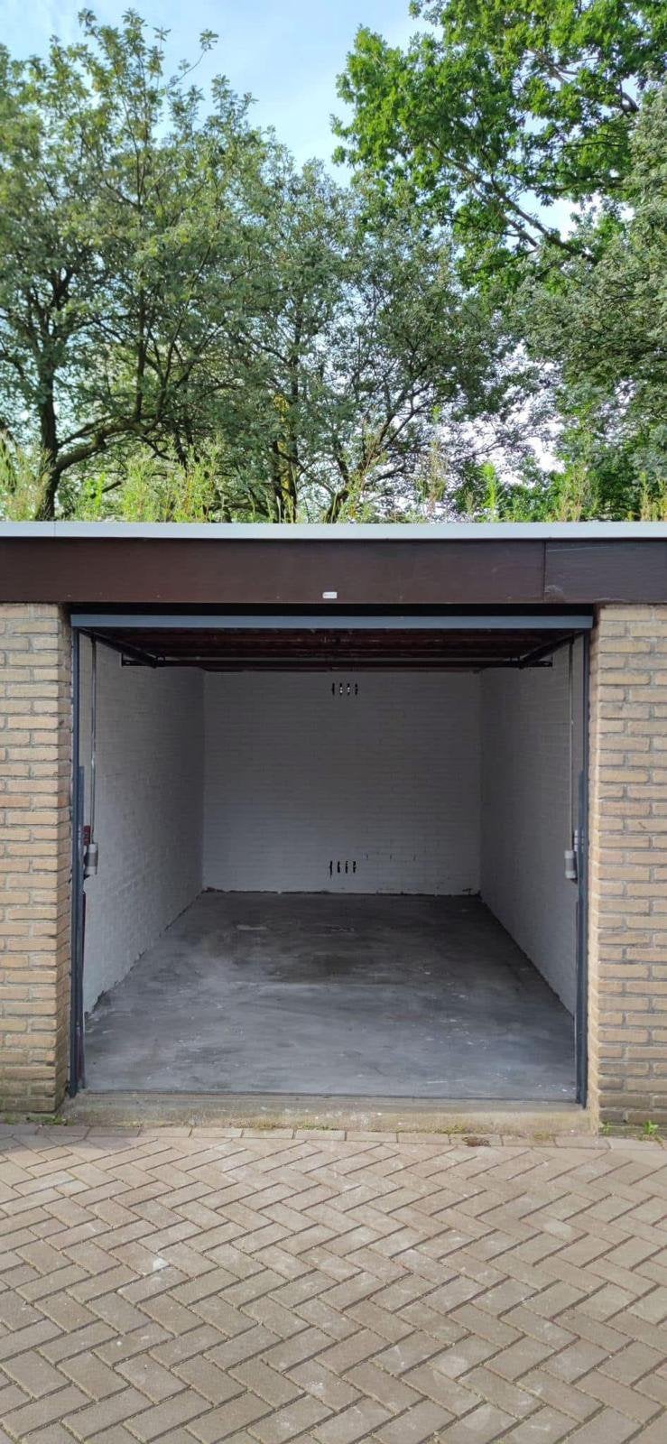 Nette garagebox te huur in Eindhoven