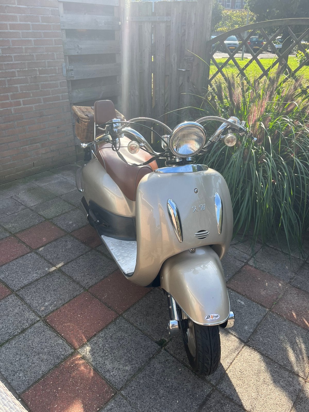 Mooie scooter Killerbee, Ophalen, Zo goed als nieuw, Benzine, Overige merken