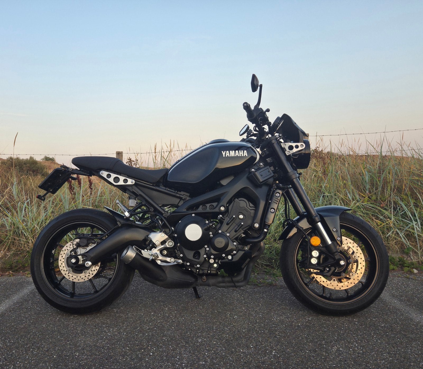 YAMAHA XSR 900 [NIEUWSTAAT], LED Verlichting, Occasion, Motorrijbewijs A, Particulier