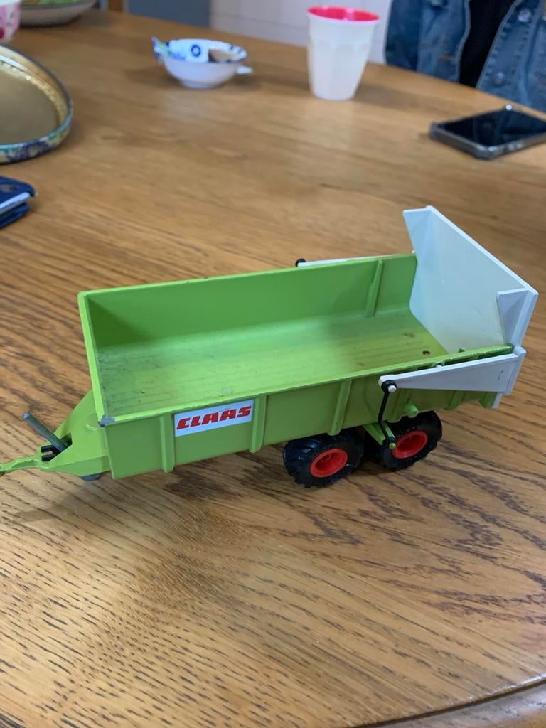 Siku Claas kiepwagen 1/32 in zeer goede staat, Overige merken, 1:32 tot 1:50, Overige typen, Ophalen of Verzenden