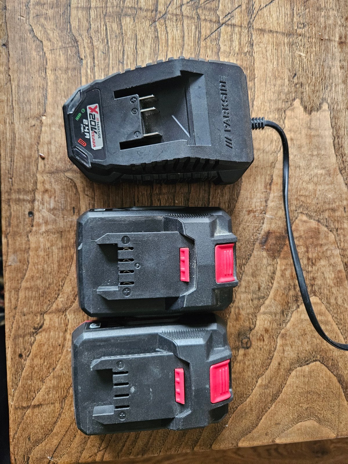 Parkside accu 2x met oplader, Ophalen, Zo goed als nieuw