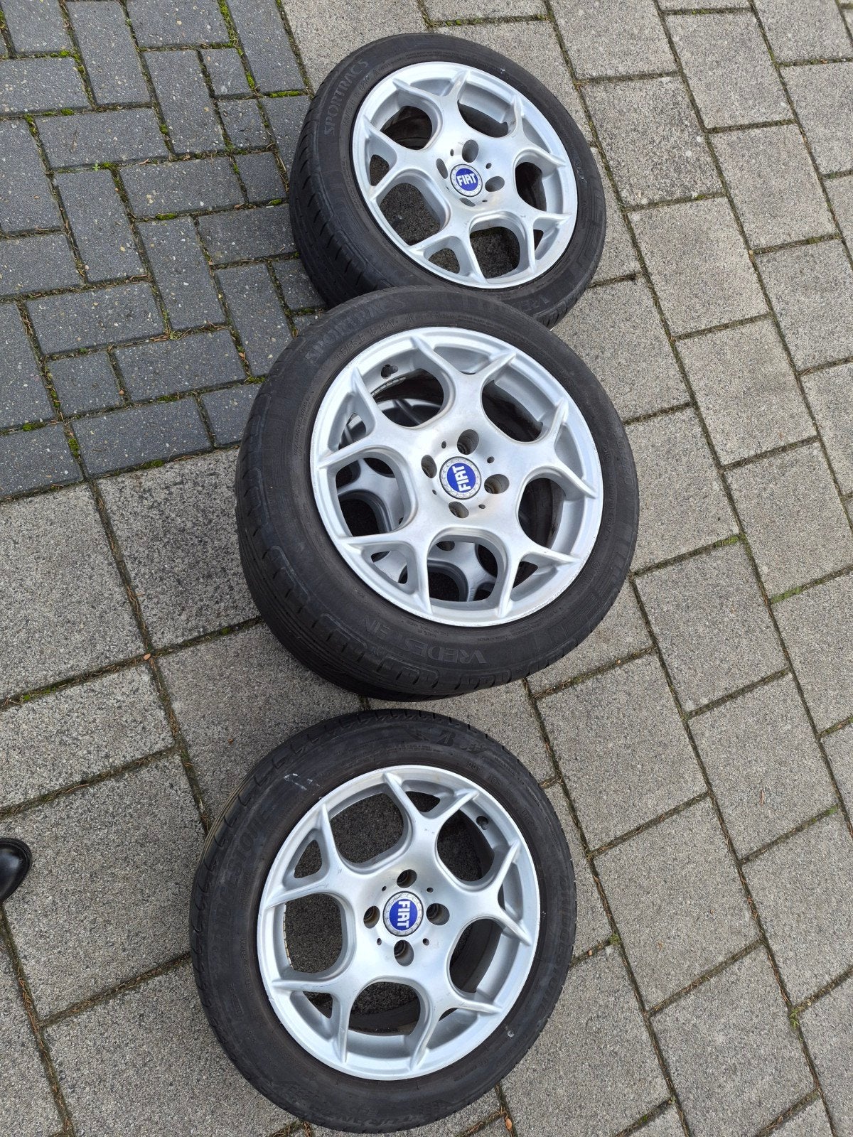Set van 4 15 inch Fiat/alfa/lancia velgen met banden, Ophalen of Verzenden, Gebruikt