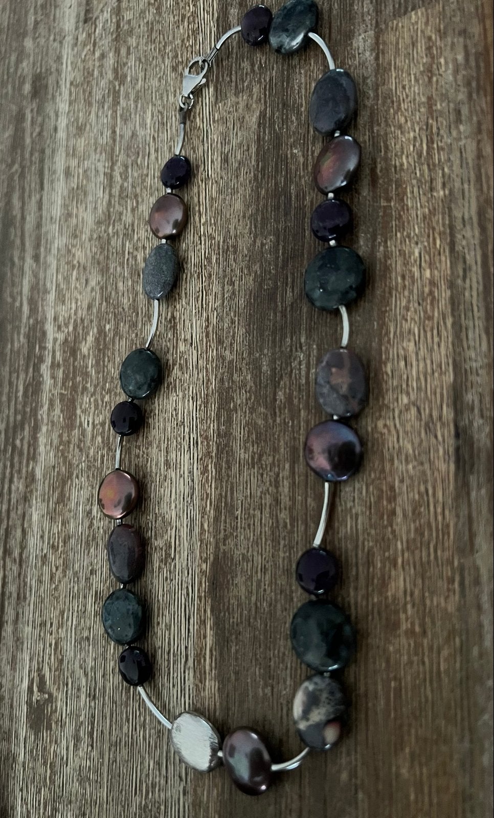 Stijlvolle zilveren ketting met natuurlijke stenen, Overige kleuren, Ophalen of Verzenden, Zo goed als nieuw, Steen of Mineraal