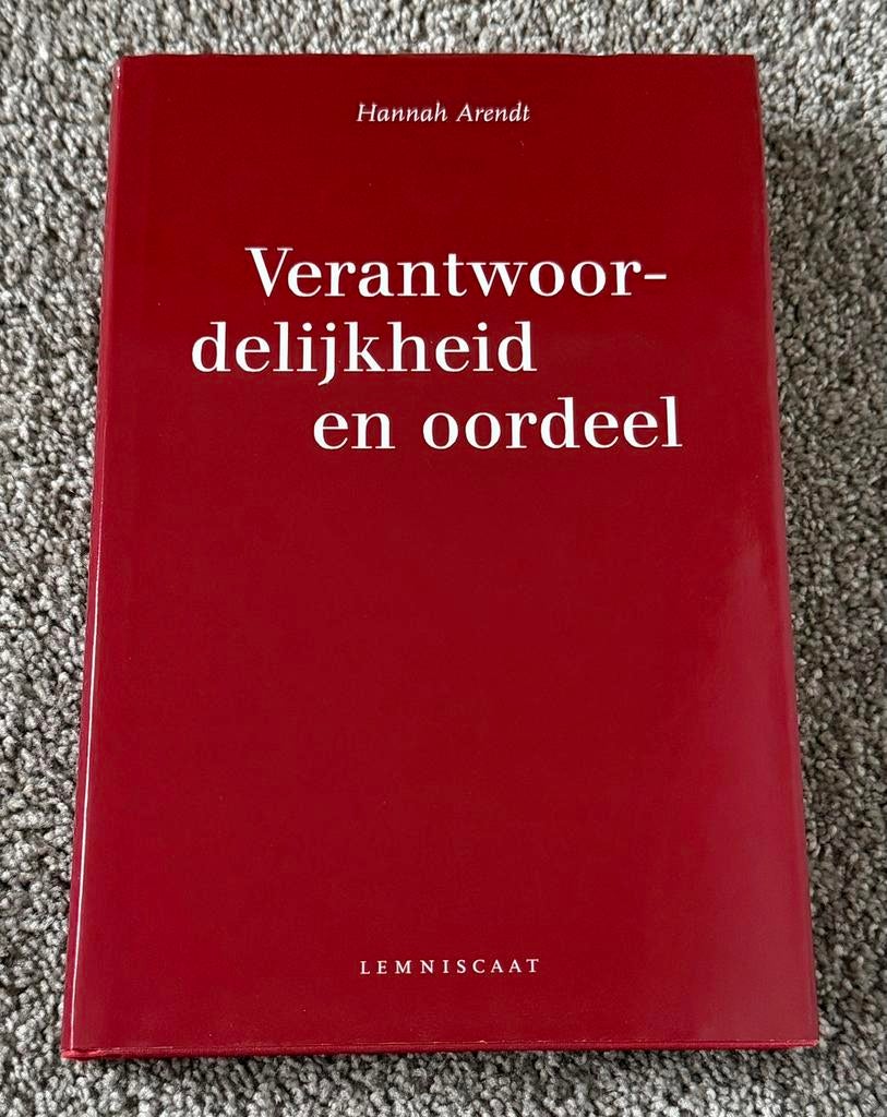 Verantwoordelijkheid en oordeel - Hannah Arendt - Hardcover, Boeken, Verzenden, Zo goed als nieuw