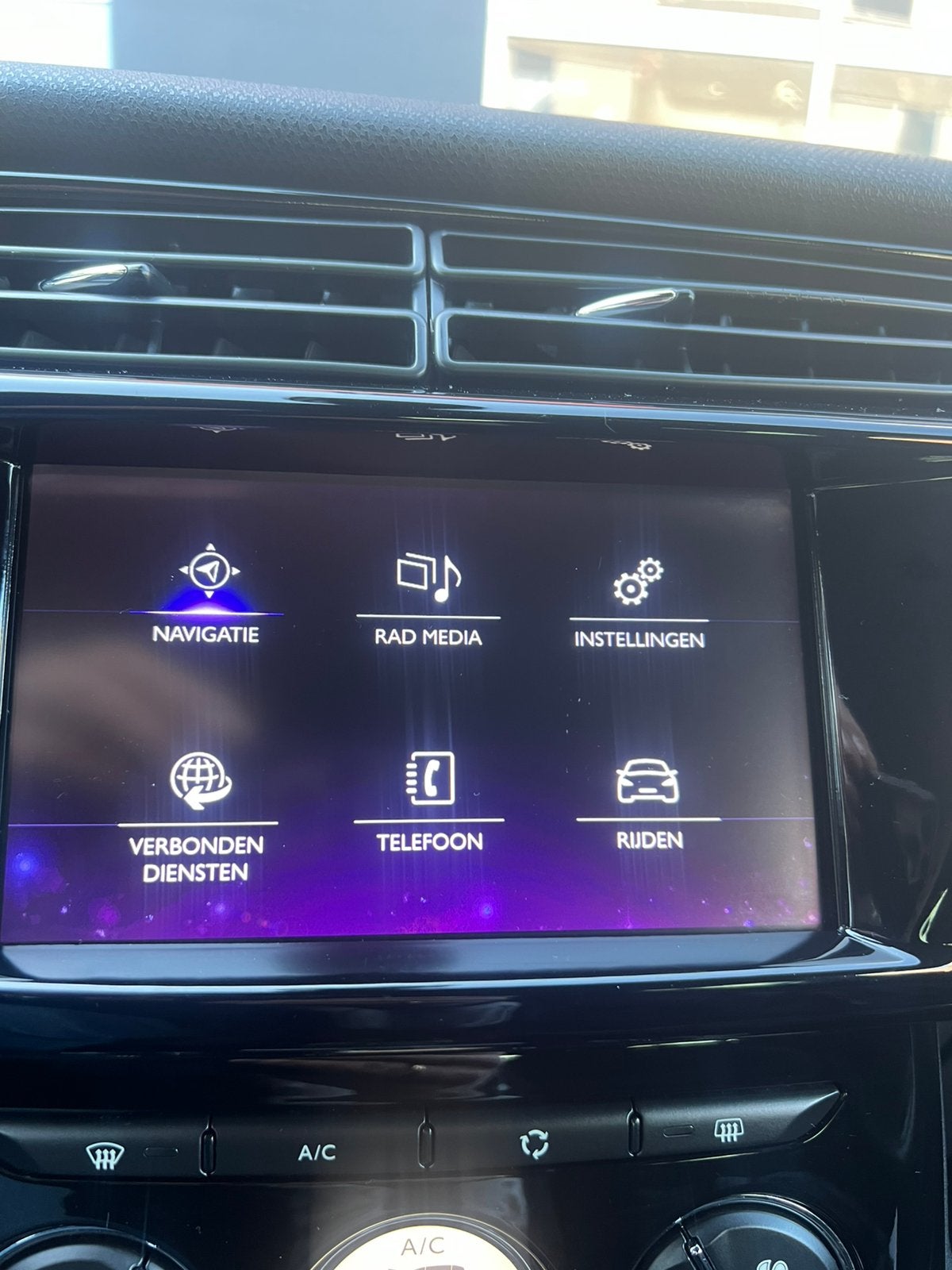 Apple CarPlay activeren DS3 2018, Auto diversen, Ophalen of Verzenden, Zo goed als nieuw