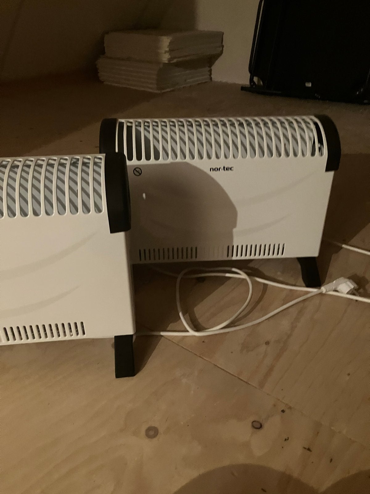 Nor-Tec Convectorkachel - 2000W - Zo goed als nieuw, 30 tot 80 cm, Kachel, Ophalen of Verzenden, Zo goed als nieuw