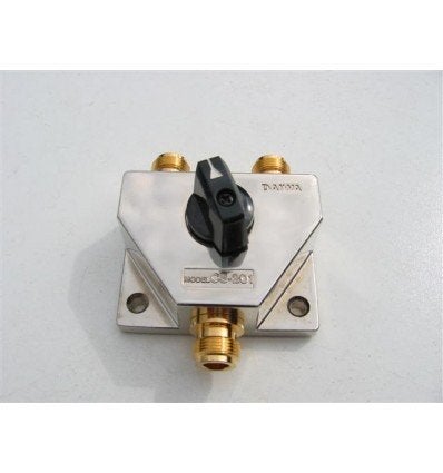 GEZOCHT Daiwa CS-201 Antenne Schakelaar - Coaxiale Schakelaa, Telecommunicatie, Ophalen of Verzenden, Gebruikt, Toebehoren