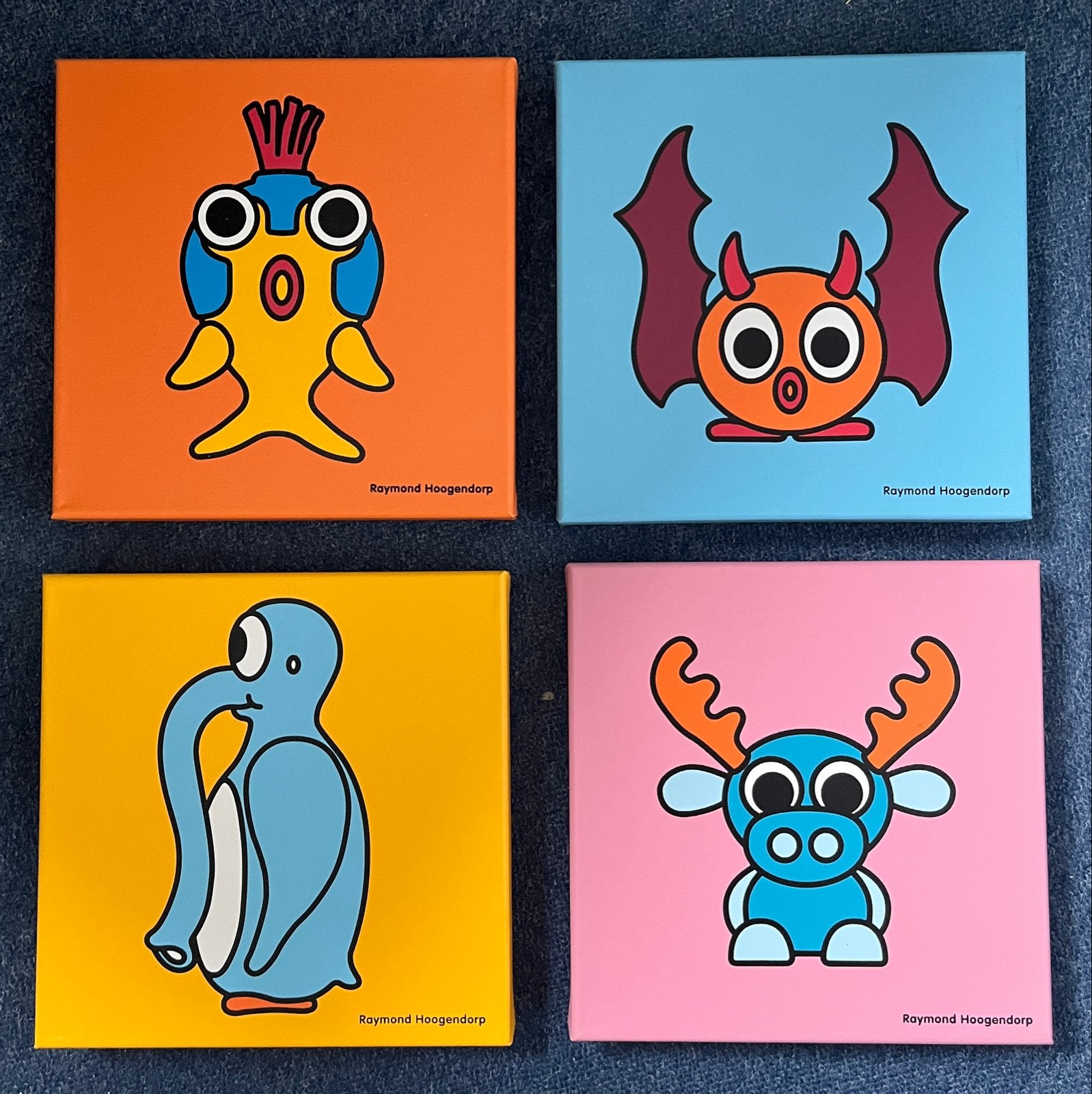 Set van 4 moderne schilderijen van Raymond Hoogendorp, Ophalen, Gesigneerd, Textiel, Figuren