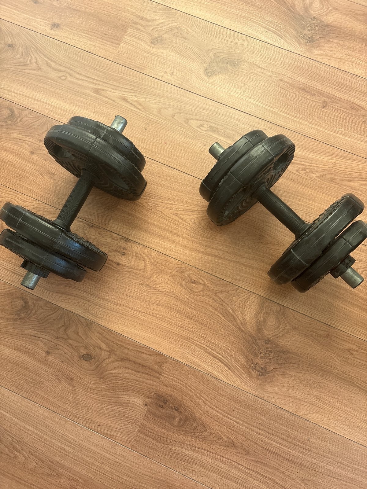 Dumbbells 8 kg per stuk - Ideaal voor thuis sporten, Ophalen, Gebruikt, Armen, Dumbbell