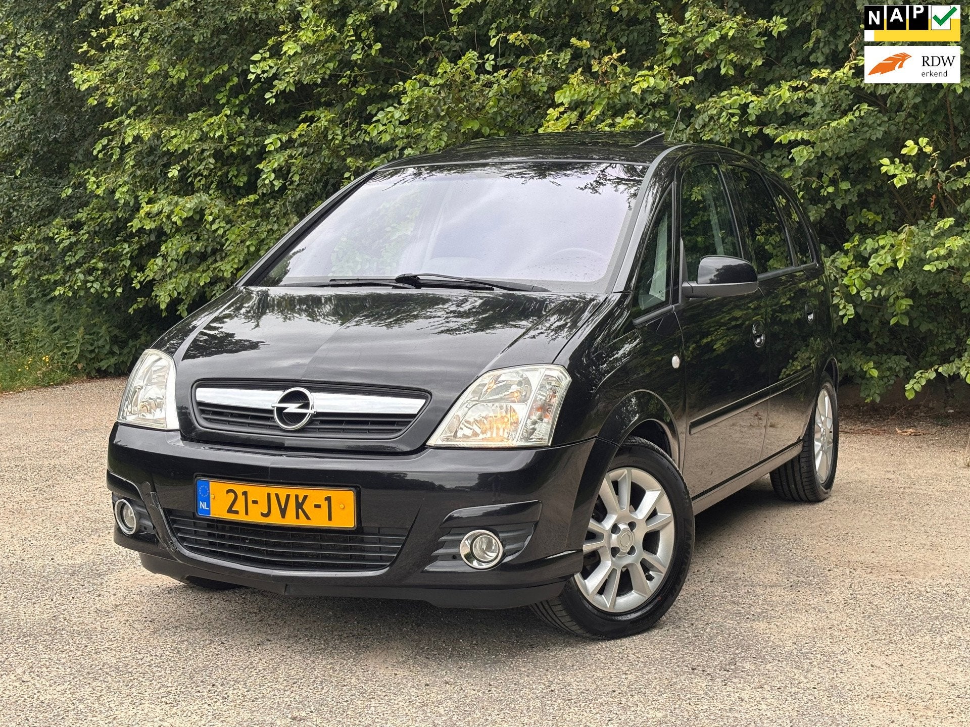 Opel Meriva 1.4-16V Cosmo | Pano + Cruise control Nu € 1.9, Auto's, Voorwielaandrijving, Gebruikt, Leder en Stof, Zwart