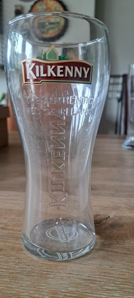 Kilkenny-the authentic red of Ireland bierglas (Z257-43), Ophalen of Verzenden, Nieuw, Flesje(s), Overige merken