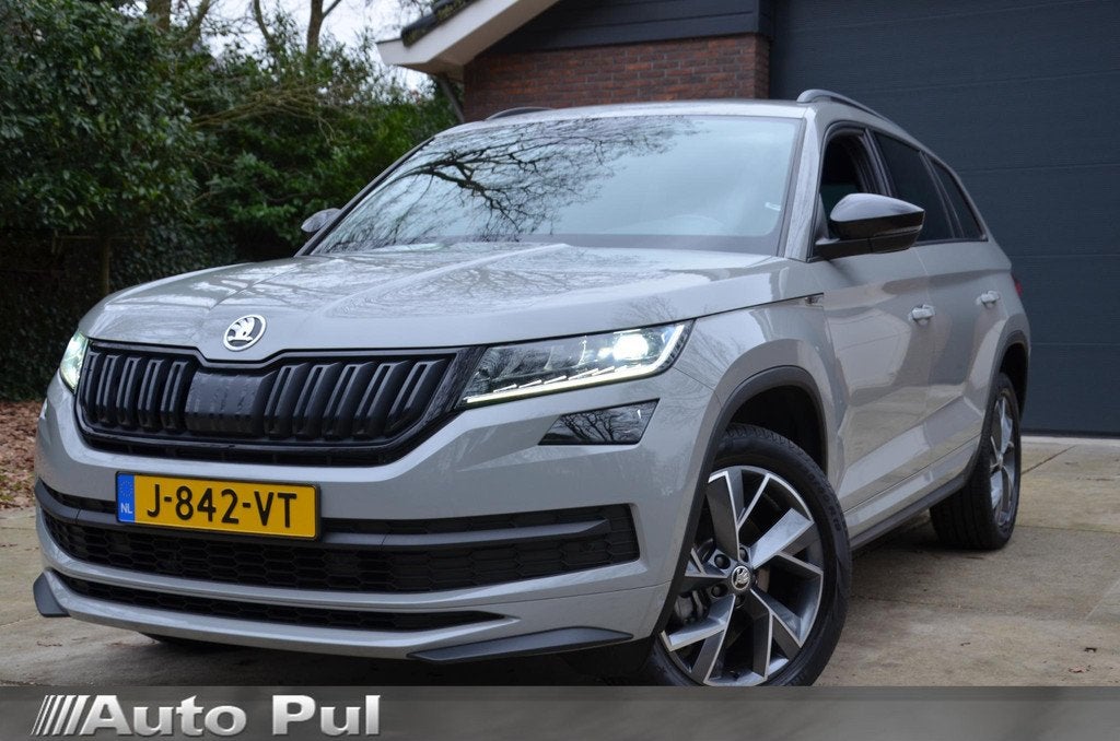Skoda Kodiaq 1.5 TSI Sportline Business 7 Persoons Navi/Led/, Voorwielaandrijving, 4 cilinders, 150 pk, Bedrijf