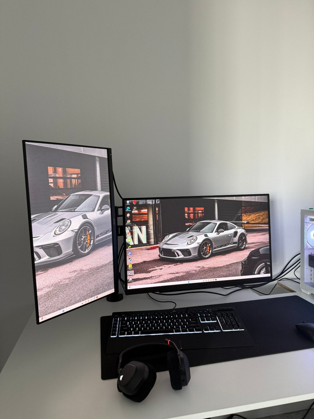 Game setup monitoren ect, Ophalen of Verzenden, Zo goed als nieuw, Actiefiguurtje