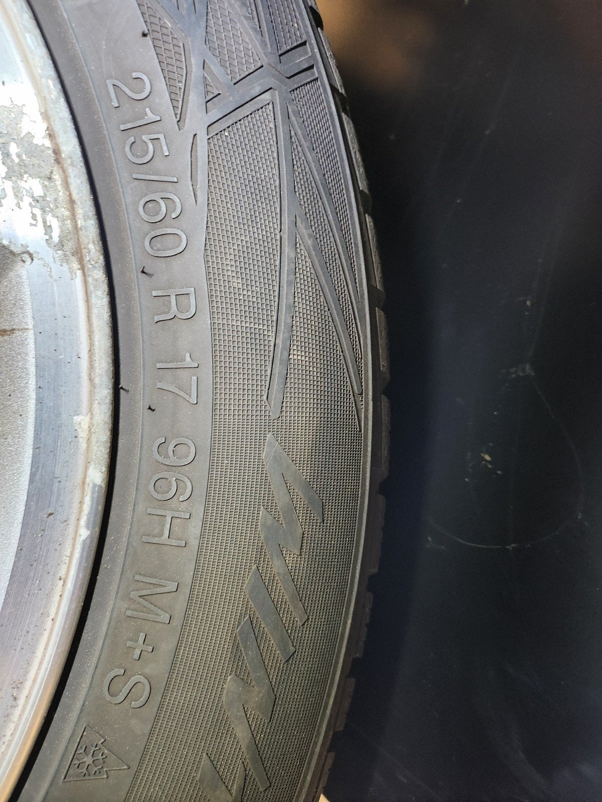 Dodge caliber Banden velgen set zeer goed profiel 215 60 17, Ophalen, Dodge