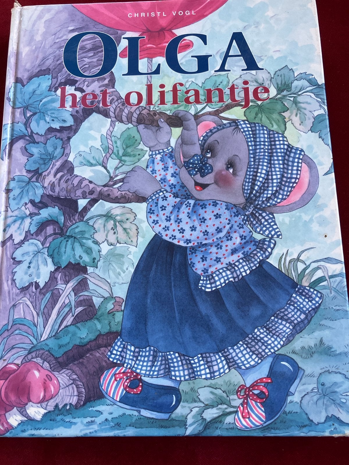 Olga het Olifantje - Christl Vogel (Kinderboek), Ophalen of Verzenden, Gelezen, Sprookjes