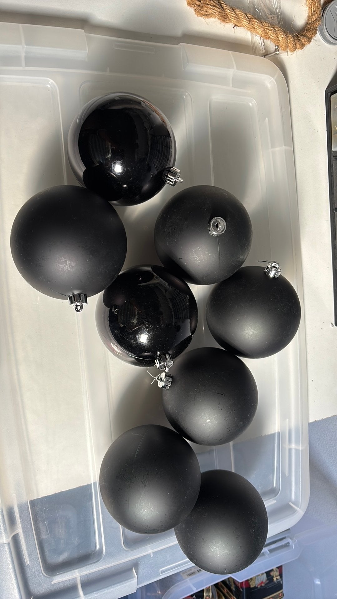 Zwarte kerstballen, Ophalen of Verzenden, Gebruikt