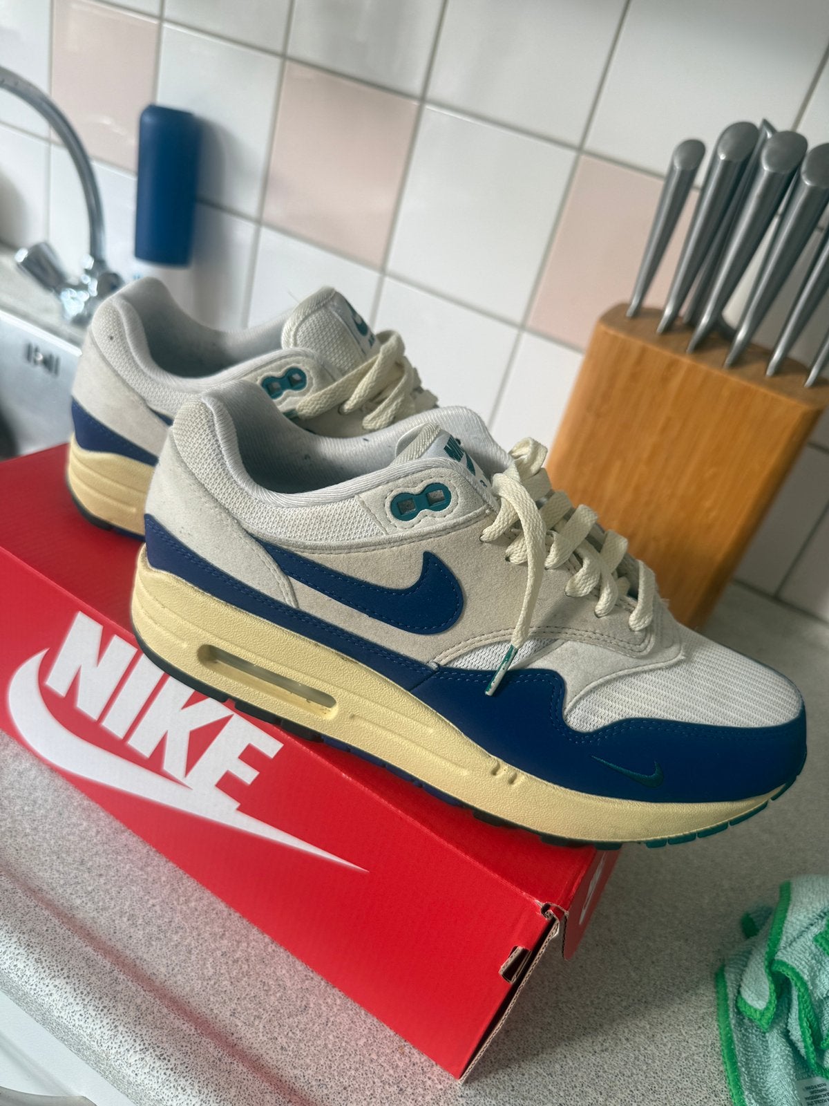 Nike Air Max 1 Deep Royal Blue mt. 40, Blauw, Ophalen of Verzenden, Sneakers of Gympen, Zo goed als nieuw