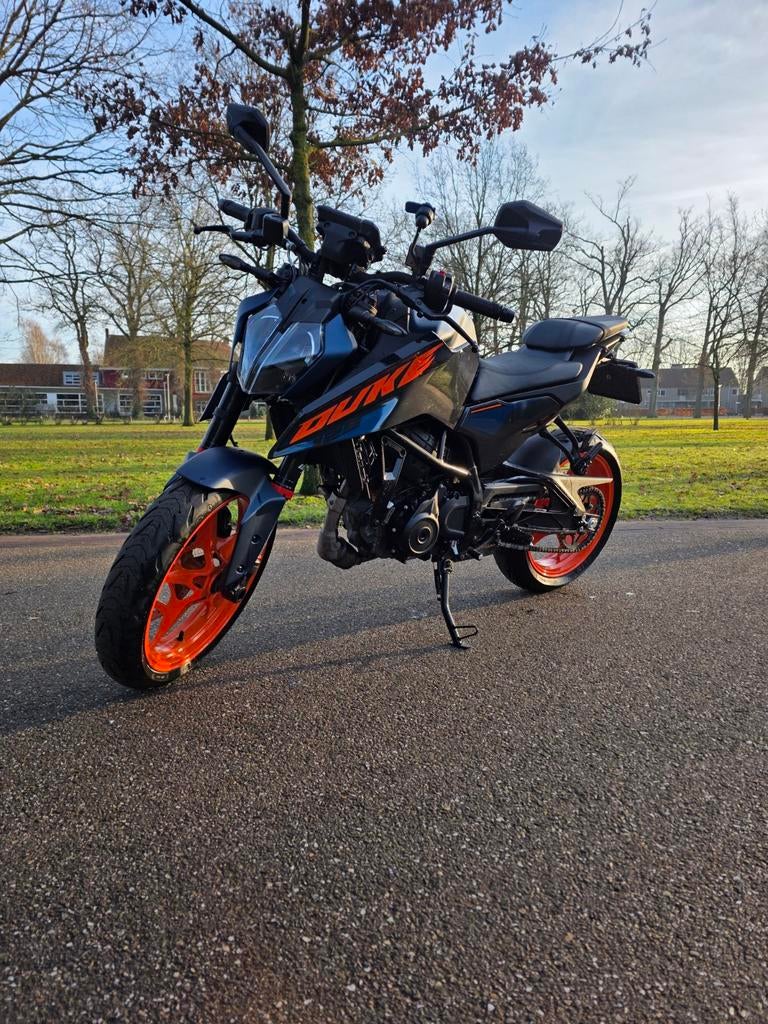KTM 125 Duke | Fabrieksgarantie, Motoren, Motoren | KTM, Gebruikt, Particulier, 125 cc, 11 kW of minder