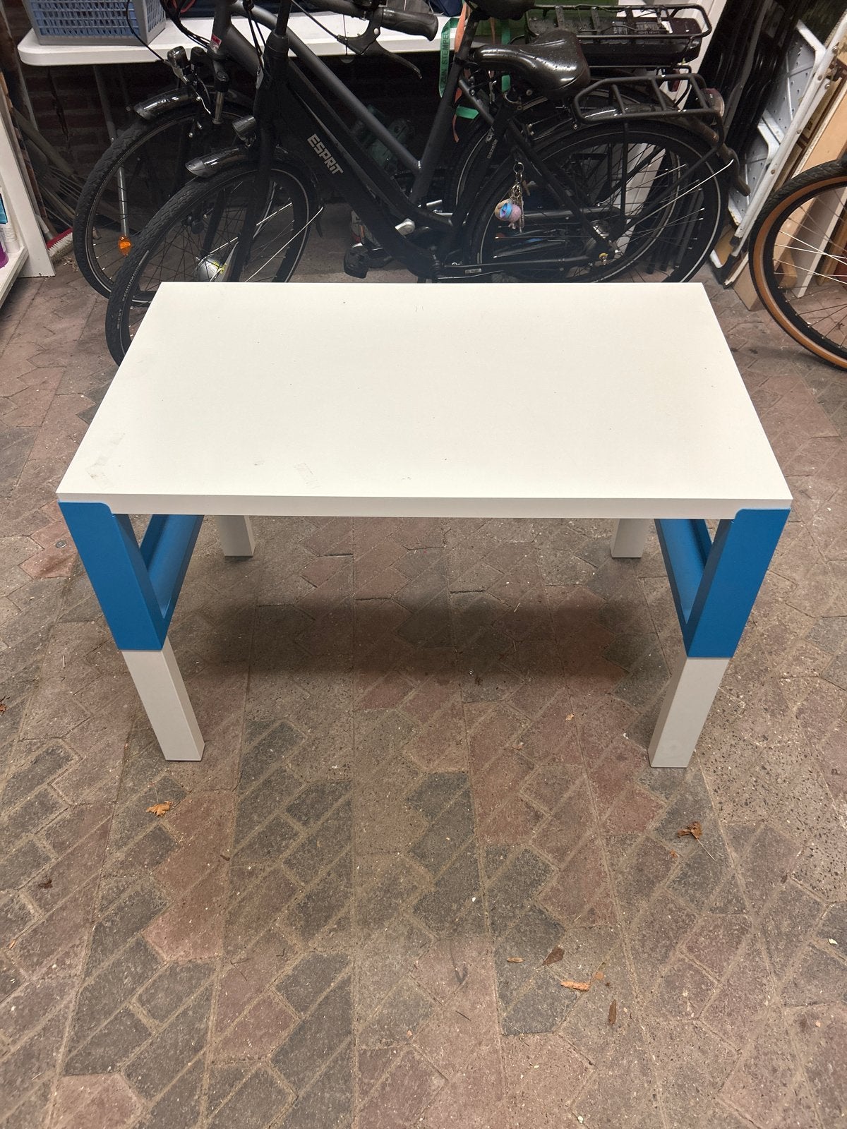 IKEA Kinder Tafel - Verstelbare Hoogte, Ophalen, Gebruikt, Tafel(s)