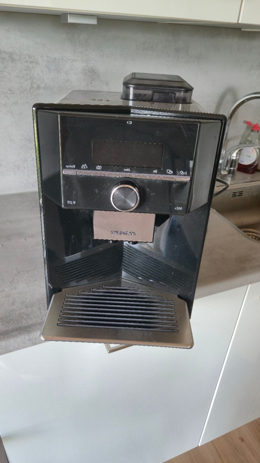 Siemens eq9 s300 volautomatische koffiemachine, Ophalen, Gebruikt