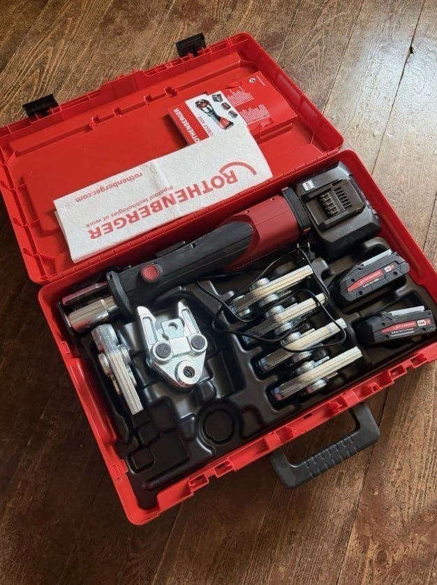 Rothenberger ROMAX 4000 persmachine set + druktestpomp