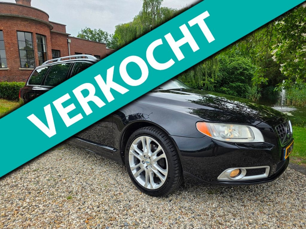 Volvo V70 2.5T Momentum AUTOMAAT/xenon, Auto's, Overige brandstoffen, 1567 kg, 93 €/maand, Euro 4