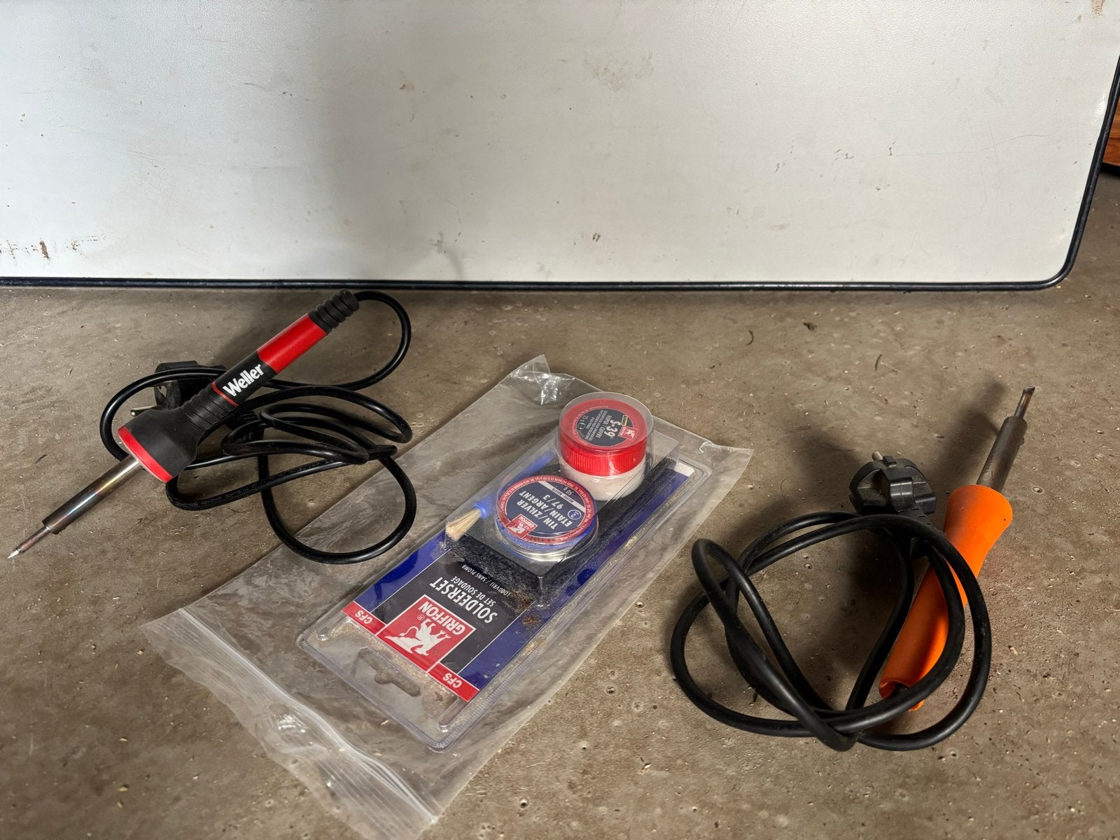 Weller Soldeerbout Set met Soldeertin en Soldeervet, Ophalen of Verzenden, Gebruikt, Overige typen, Overige merken