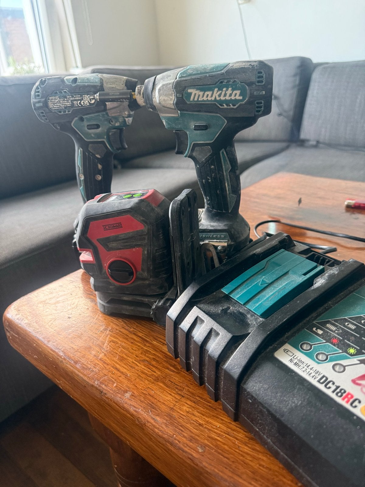 Makita Boormachines en Laserwaterpas Set, Variabele snelheid, Ophalen of Verzenden, Boor- en Schroefmachine, Gebruikt